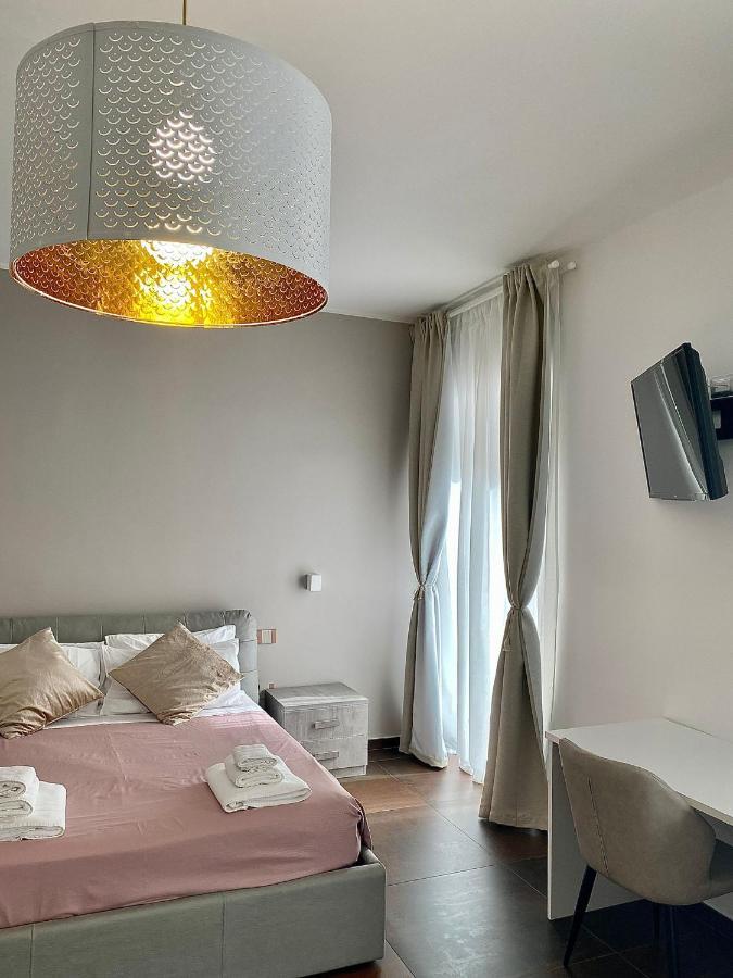 バーリ Unita D'Italia Bed & Breakfast エクステリア 写真