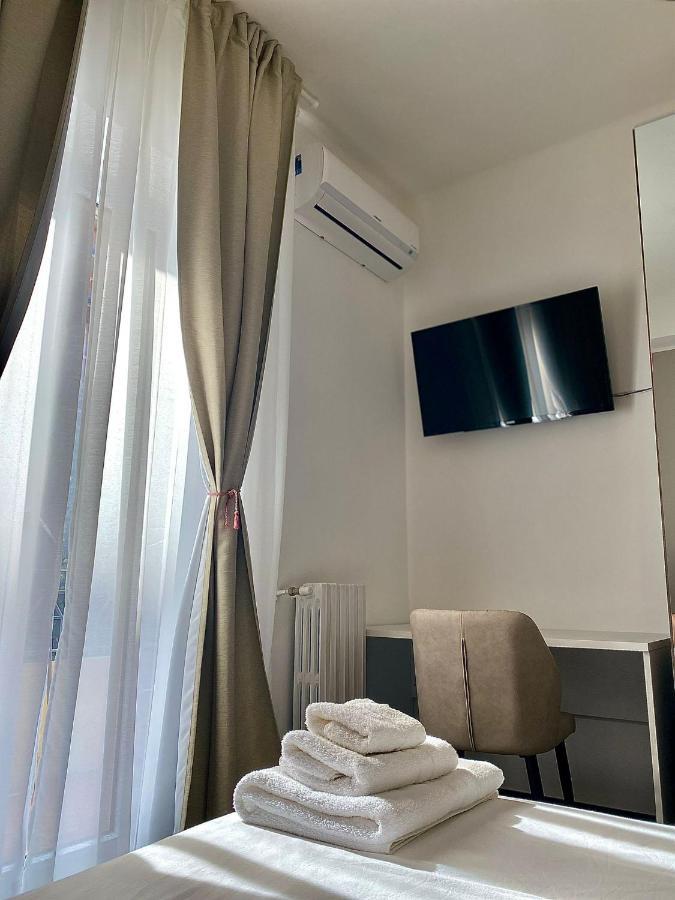 バーリ Unita D'Italia Bed & Breakfast エクステリア 写真